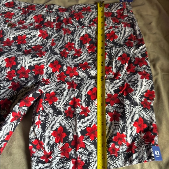 Tommy Bahama Floral Print Shorts - Picture 3 of 5